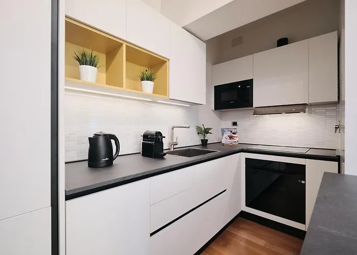 Trastevere-colosseo, Elegant Wi-fi & A-c Apartament Rzym