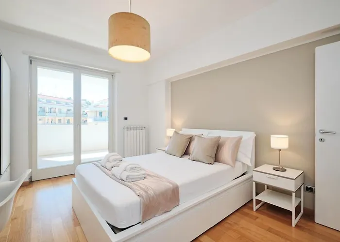 Trastevere-colosseo, Elegant Wi-fi & A-c Apartament